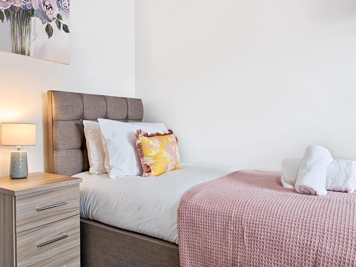 Holiday home Pass The Keys Luxury Bright Spacious Family Home - Near Beaches Swansea