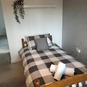 St Martins House: Convenient Near Nec And Airport , Birmingham United Kingdom